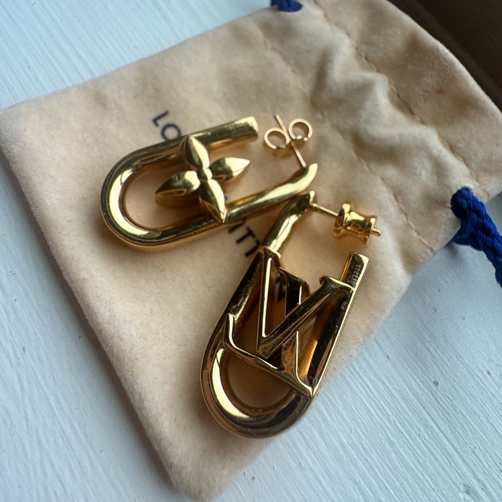 LOUIS VUITTON My LV Chain Earrings